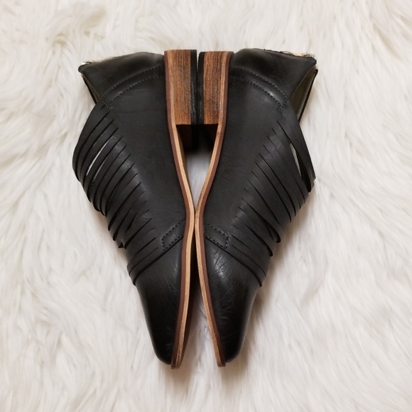 📍NEW <A RIDER GIRL> Strappy Booties - Picture 6 of 8